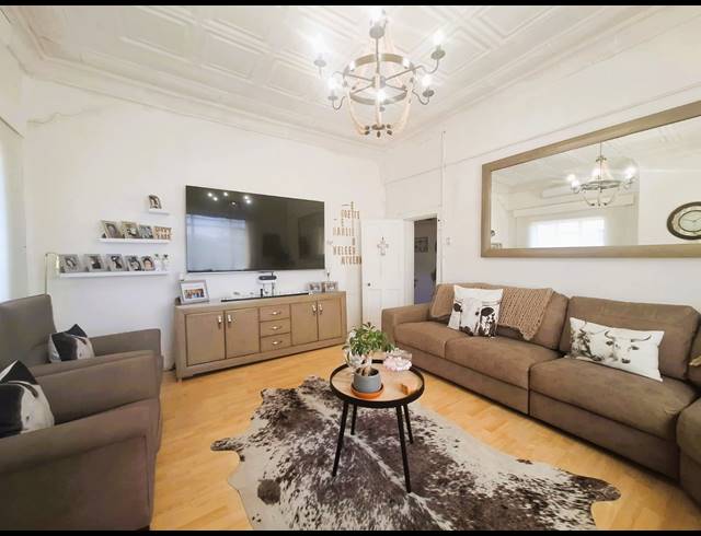 5 BEDROOM HOUSE FOR SALE IN VILLIERS